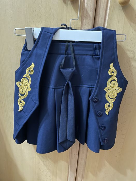 Продам школьную форму