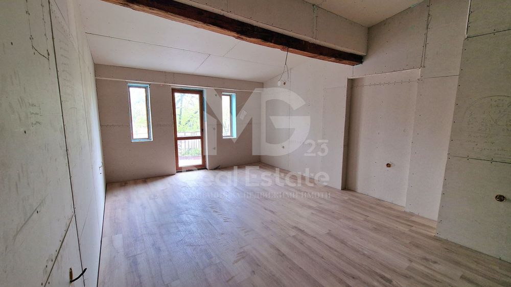 Продава се Етаж от къща в Пловдив, Център - 70 кв.м за 2700 €/кв.м - Снимка #3