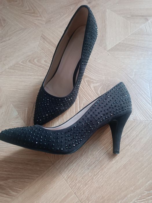 Вечерние туфли замшевые