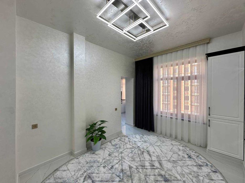 3х комнатная  квартира  на 7м этаже, Лифт, 97 м2, Вокзала.