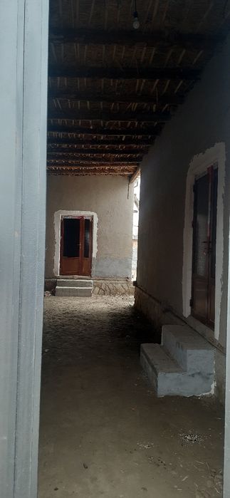 Уй сотилади 6 сотихли