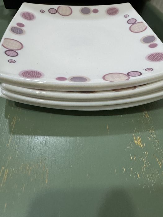 Продам посуду в отличном состоянии