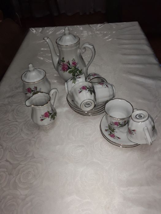 Продаются сервизы