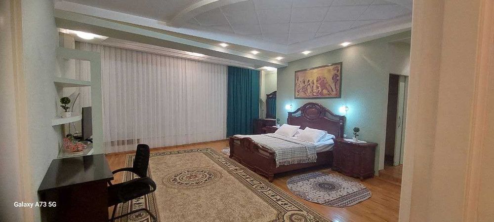 Сдается квартира 4/5/5.Габус.Общие площадь 240 кв.м,  ул. С. Азимова