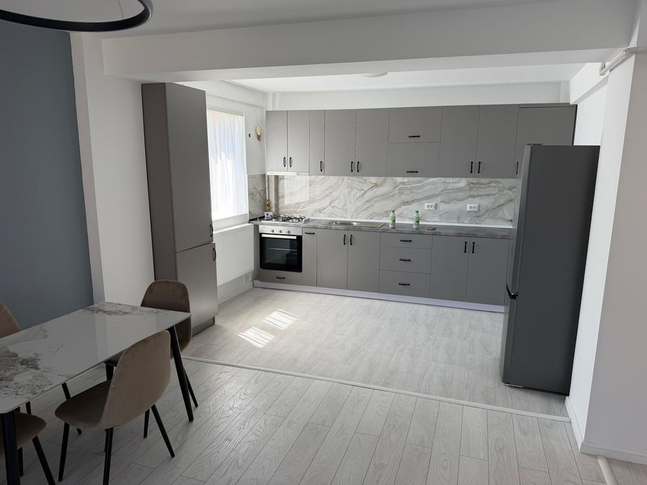 Inchiriez apartament 2 camere