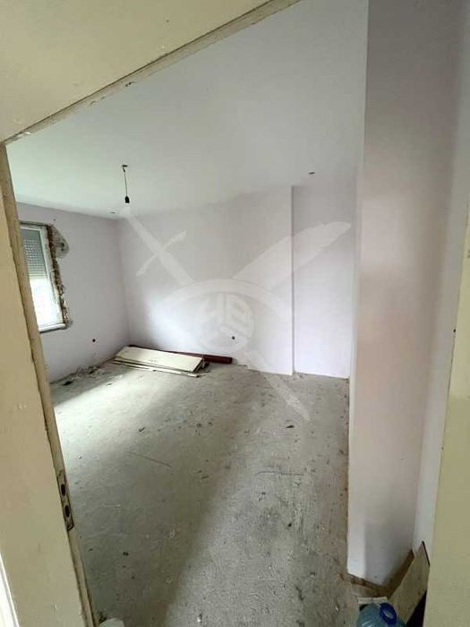 Продава се Тристаен апартамент в Бургас, Долно Езерово - 115 кв.м за 722 €/кв.м - Снимка #5