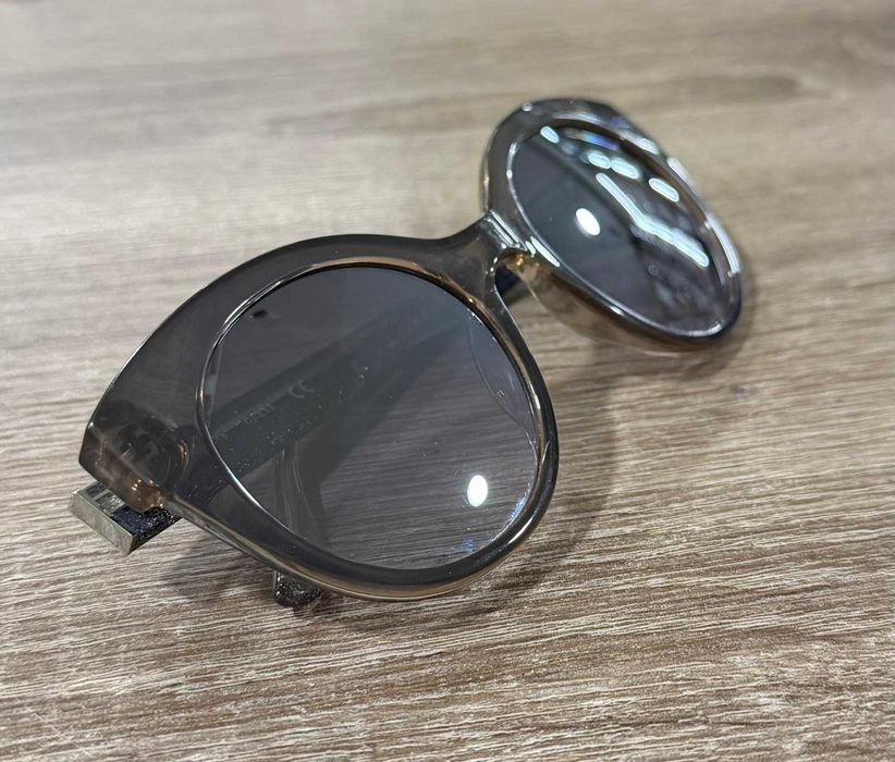 Слънчеви очила Guess GU7553