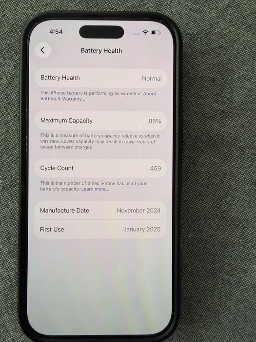 Iphone 16 pro  перфектен