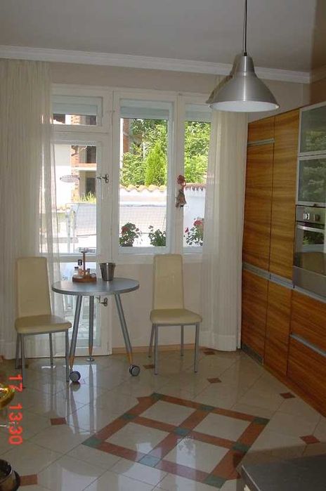 Дава се под наем Къща в Банкя - 210 кв.м за 1300 € - Снимка #5