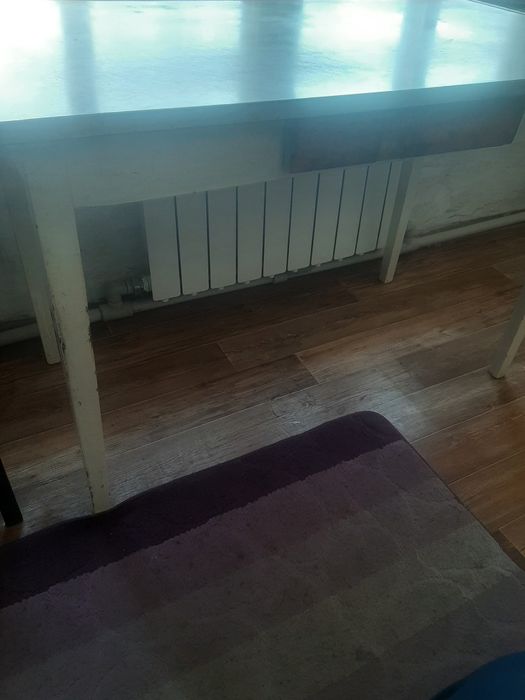 Кухонный стол деревянный