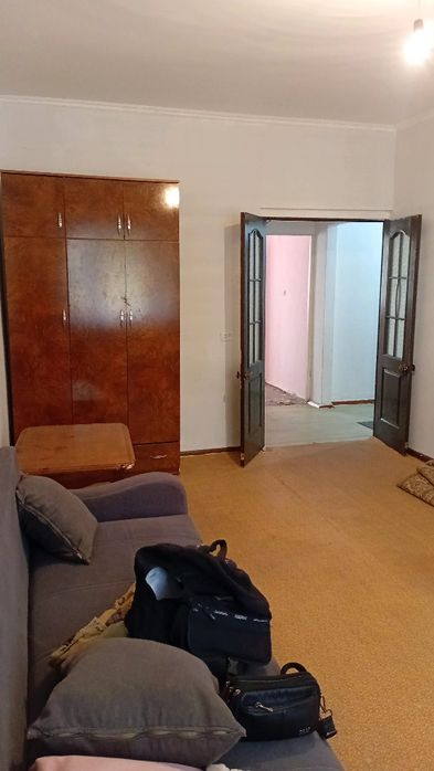продам 2х ком.кв.в 10мкр дом 32а