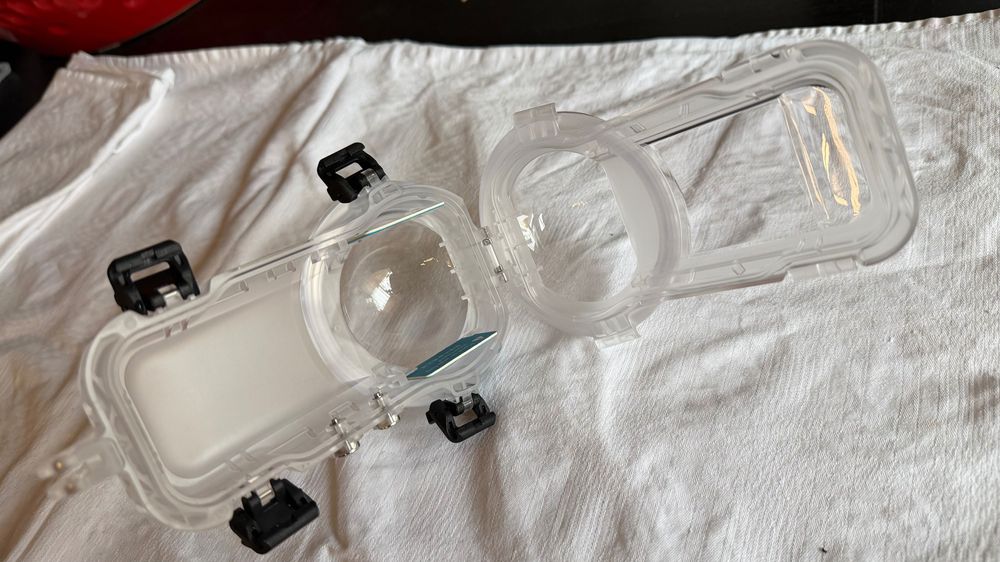 carcasa de scufundare pentru Insta360 X5 - Invisible Dive Case  ca nou