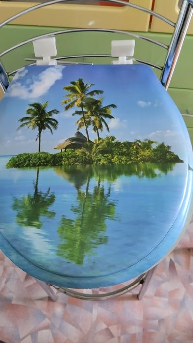 Продам крышку от унитаза