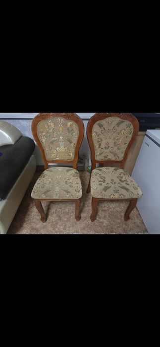 Стулья в наличии 5 шт