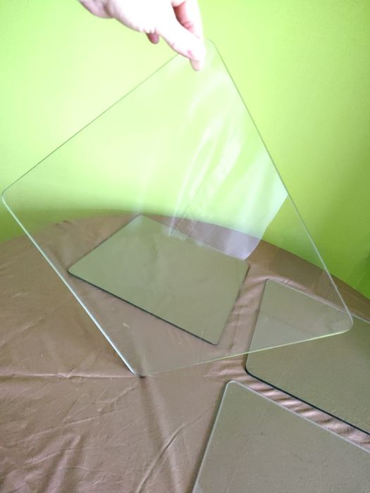 Sticle transparente 4 bucăți pătrate/ Oradea