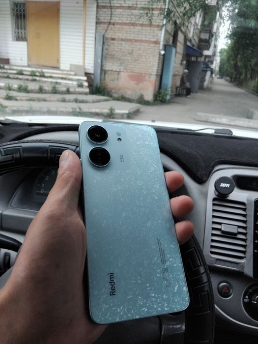 Редми 13с 256памяти,