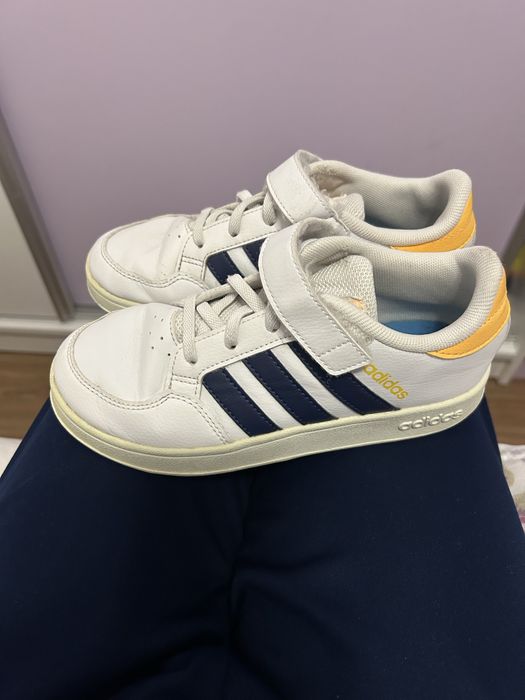 Отигинални детски маратонки Adidas 33N