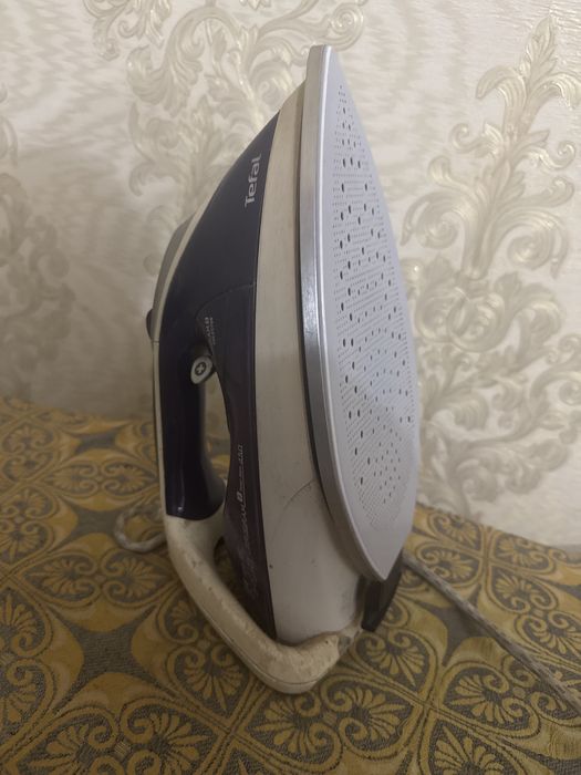 Утюг Tefal в хорошем состояний