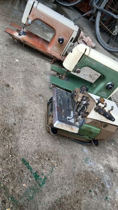 Vând mașini de cusut ileana din ani 1950