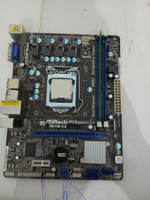 Продам материнскую плату в хорошем состоянии i5-3330 ссд128гб озу2гб