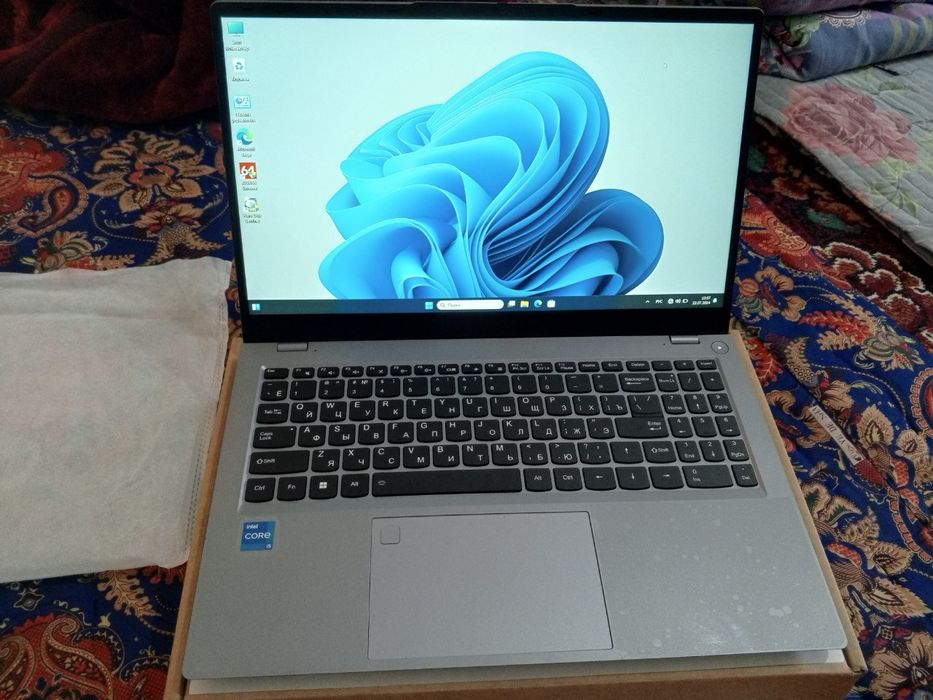 nodbuk 
Hanson 15,6gtwuhsfahhwgw TRX HS 512 Gb