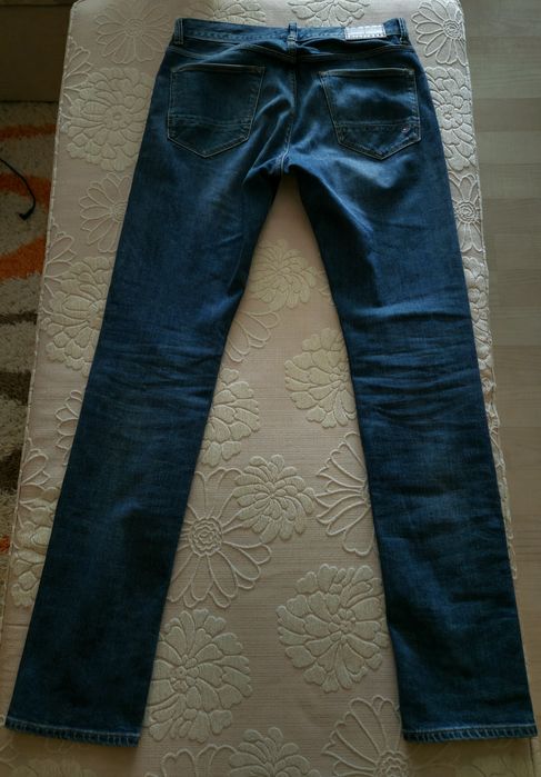 Tommy Hilfiger 30/34