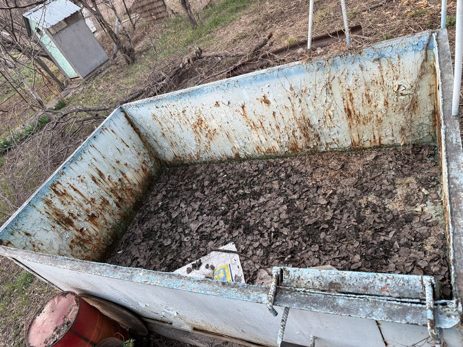 Продам железный бассейн