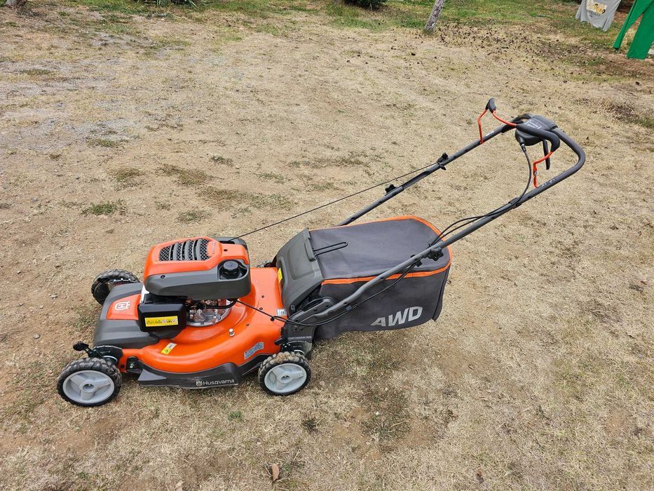 4х4 СамоХодна Косачка HUSQVARNA  .Honda. Като НОВА