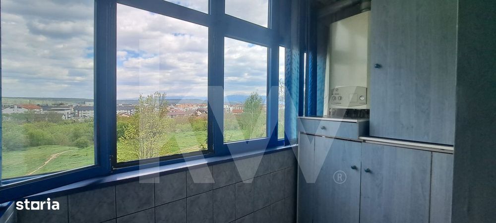 Apartament 2 camere , decomandate , bucatarie separata , balcon logie