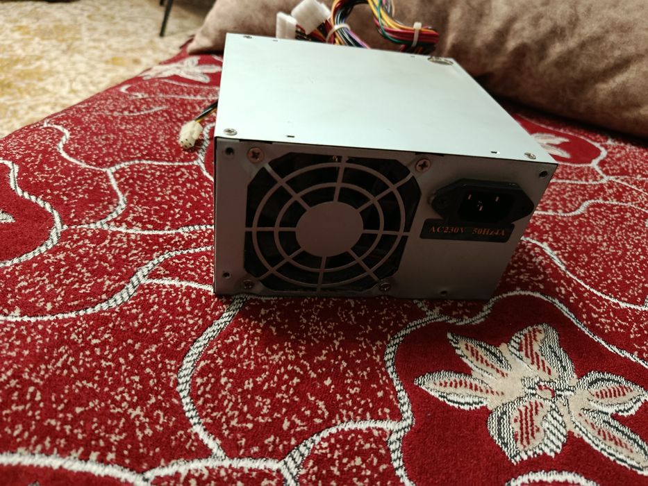 Продам блок питания на ПК 400ват