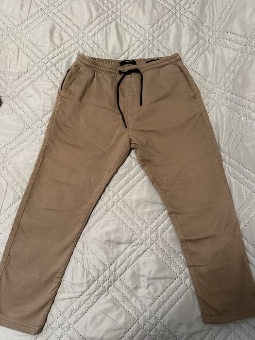 Bershka карго панталони Slim