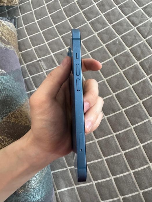 iPhone 13 128GB iPhone 13 128GB