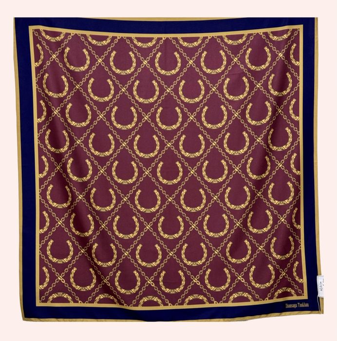 Дизайнерские шелковые платки