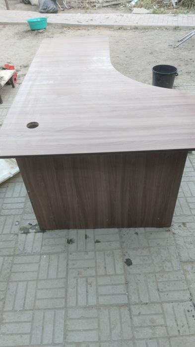 Продам офисный стол