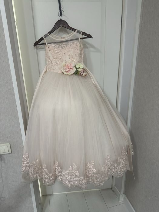 Пышное платье для девочки