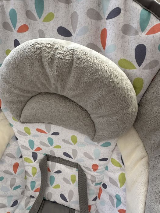 Детска люлка шезлонг