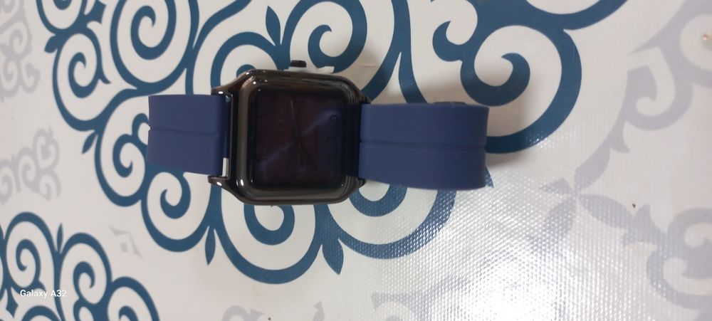 Продам часы новая