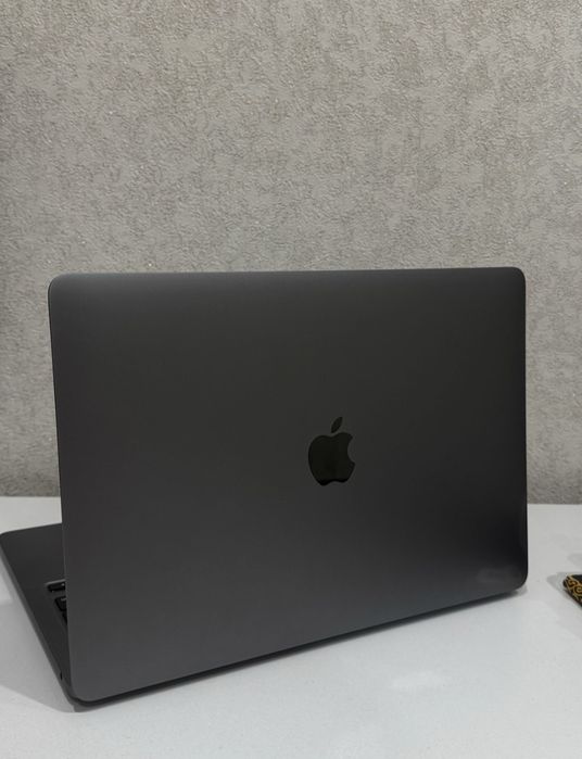 Macbook pro m1 512 gb