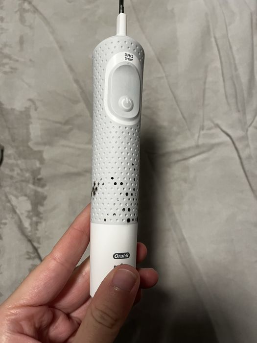 Електрическа четка за зъби Oral-B braun pro time