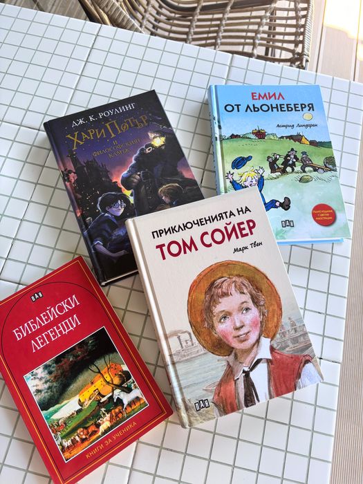 Детски книги с твърди корици”Том Сойер”…..
