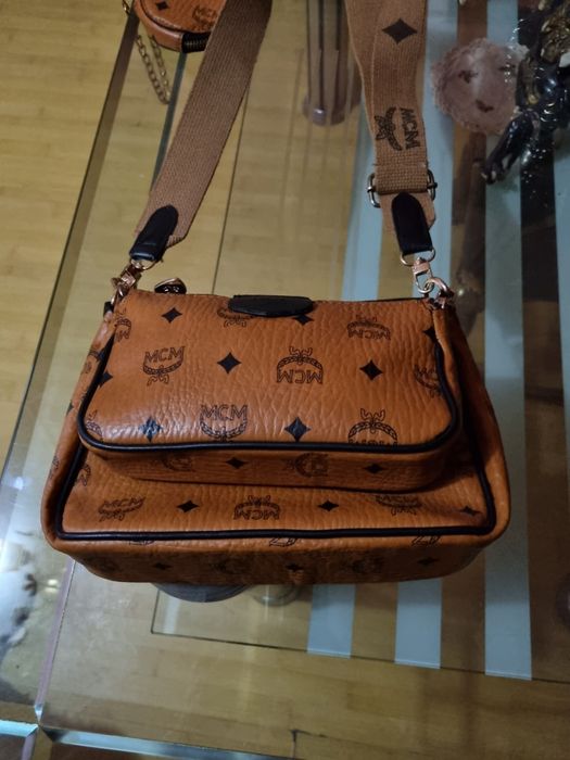 Vand Geanta MCM noua