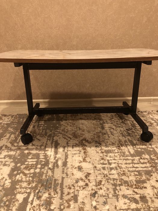 Журнальный столик