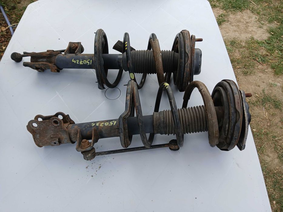 Vând telescoape kia carens 3 mai multe detalii in privat