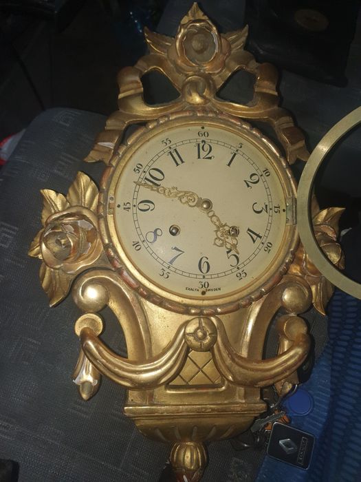 Стари стенни часовници