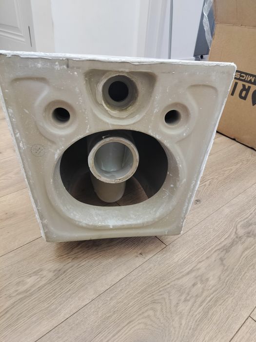 Продам подвесной унитаз