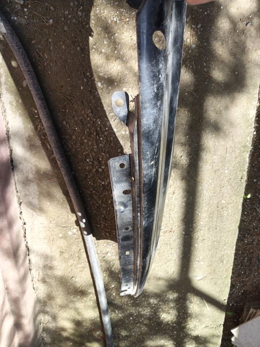 Крыло на гольф 3