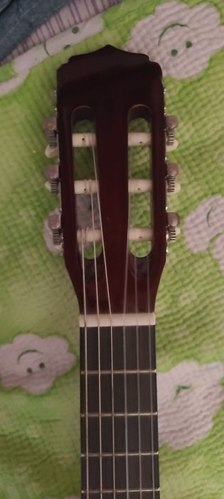 Гитара aria ak-25 1/2 N в отличном состоянии