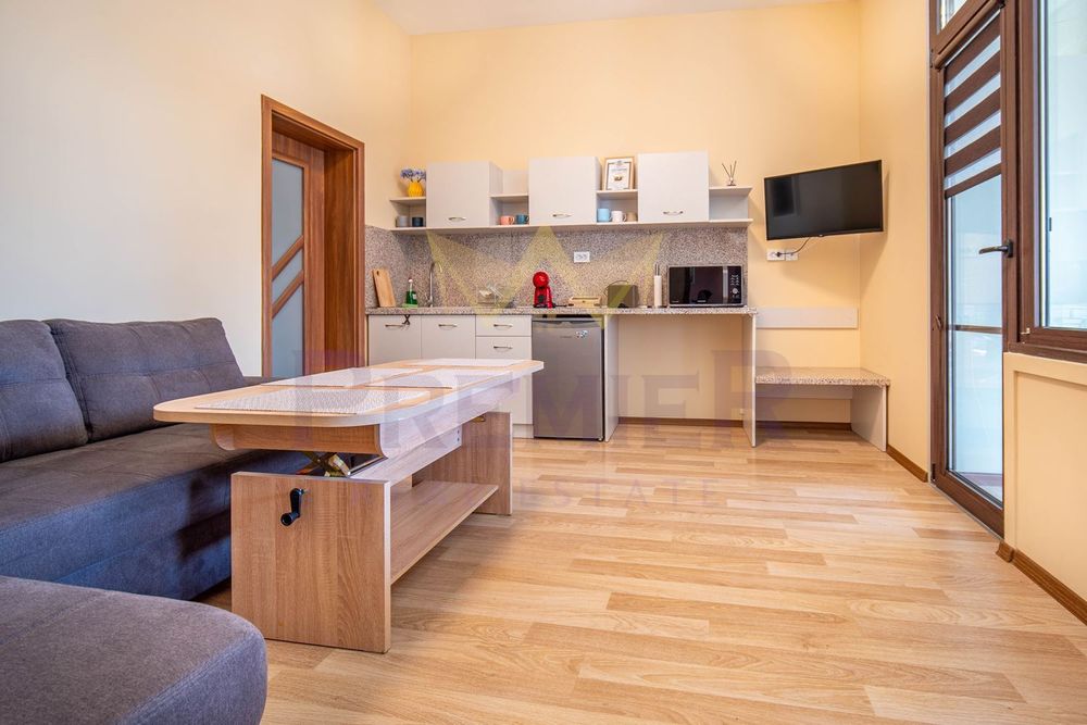 Продава се Тристаен апартамент в Балчик - 106 кв.м за 991 €/кв.м - Снимка #1