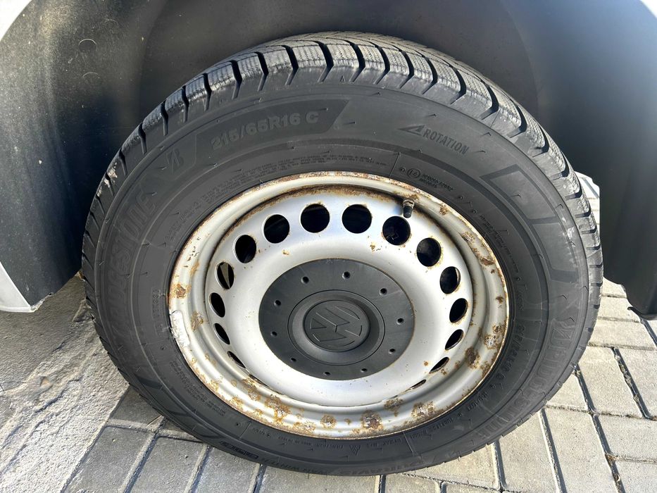 Roți pe 16 cu anvelope 215/65/16c (pentru VW T5, T6) - 4 buc