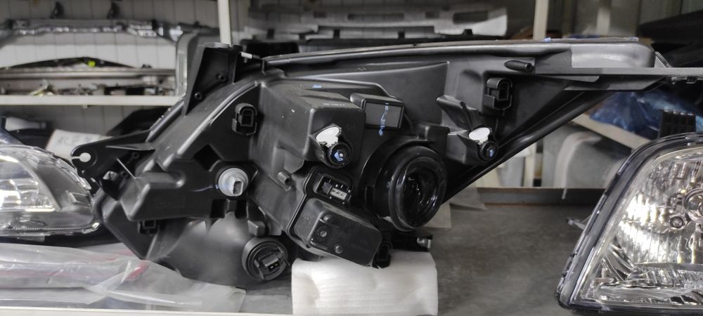 Фары оригинал. Cobalt - R4